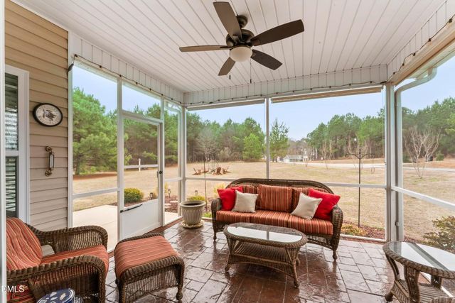 16 Gwendolyn Way, Fuquay Varina, NC 27526