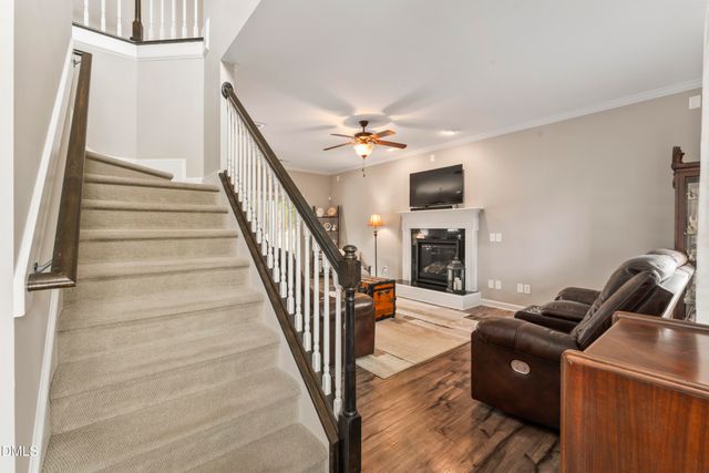 16 Gwendolyn Way, Fuquay Varina, NC 27526