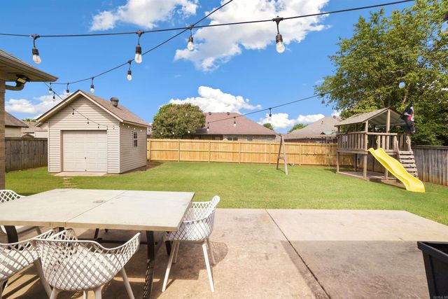 1415 Blustery Way, Conway, AR 72034