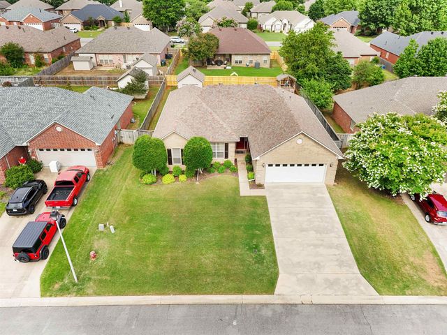 1415 Blustery Way, Conway, AR 72034