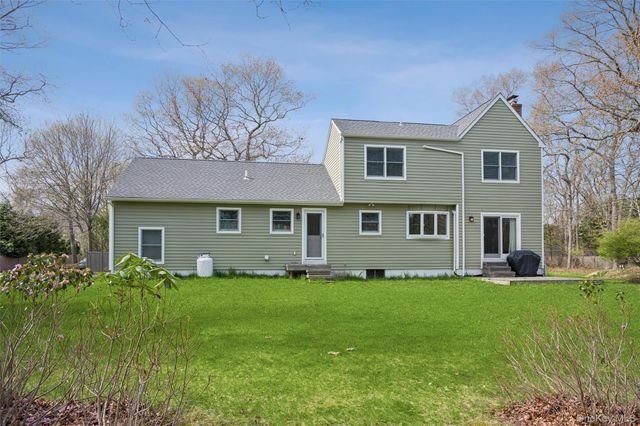 77 Drew Drive, Eastport, NY 11941