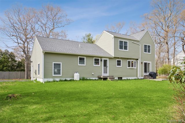 77 Drew Drive, Eastport, NY 11941