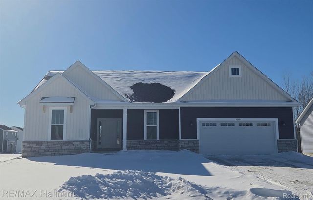 13025 River Rock Pass, Fenton Charter Township, MI 48451