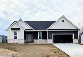 13025 River Rock Pass, Fenton Charter Township, MI 48451