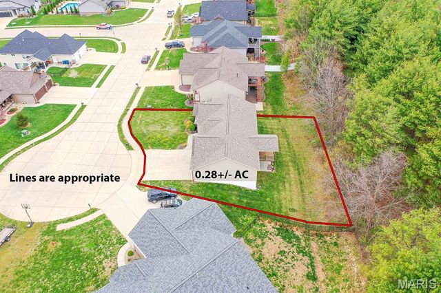 437 Briar Creek Road, Troy, IL 62294