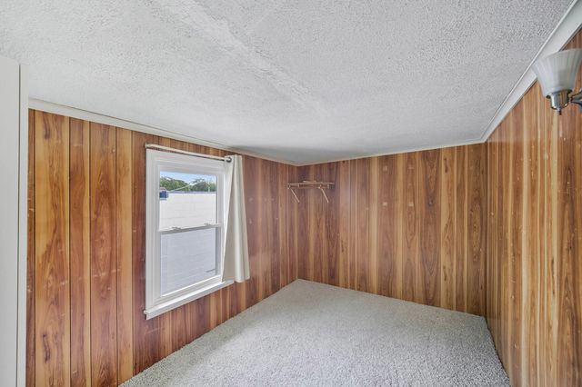 408 River Lane, Loves Park, IL 61111