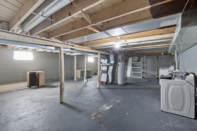 408 River Lane, Loves Park, IL 61111