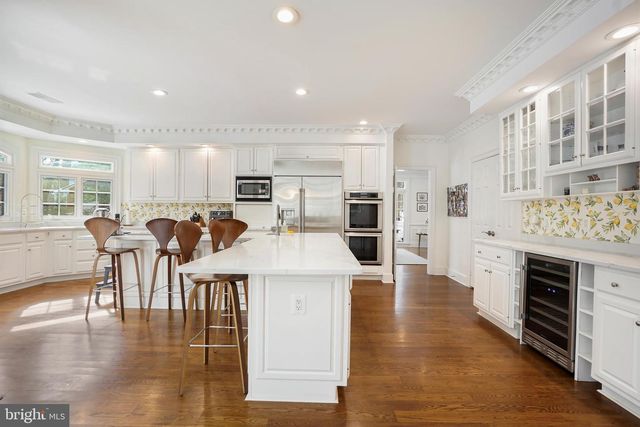 9646 EAGLE RIDGE DR, Bethesda, MD 20817