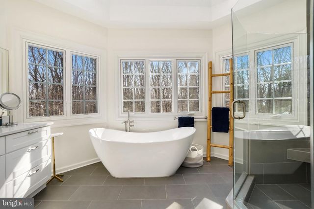 9646 EAGLE RIDGE DR, Bethesda, MD 20817