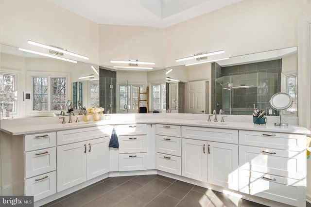 9646 EAGLE RIDGE DR, Bethesda, MD 20817