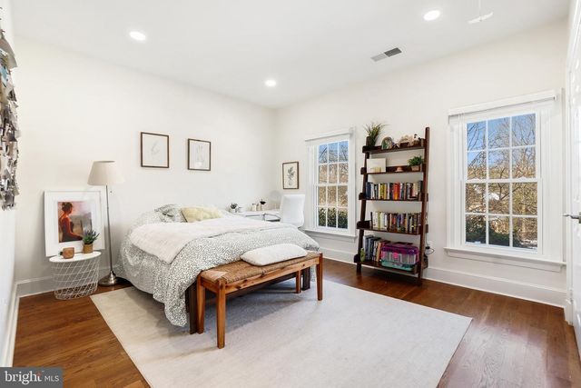 9646 EAGLE RIDGE DR, Bethesda, MD 20817