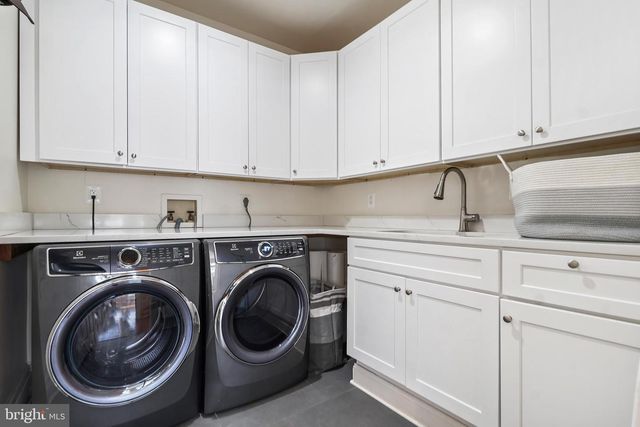 9646 EAGLE RIDGE DR, Bethesda, MD 20817