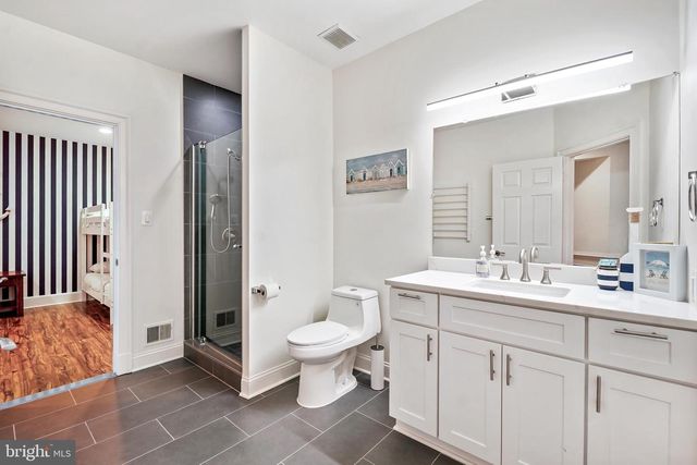 9646 EAGLE RIDGE DR, Bethesda, MD 20817