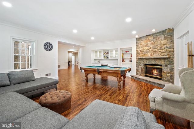 9646 EAGLE RIDGE DR, Bethesda, MD 20817