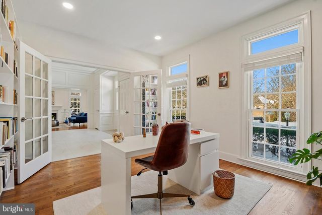 9646 EAGLE RIDGE DR, Bethesda, MD 20817