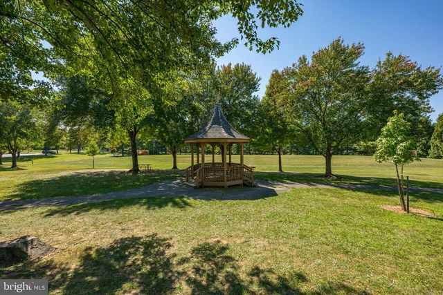 9646 EAGLE RIDGE DR, Bethesda, MD 20817