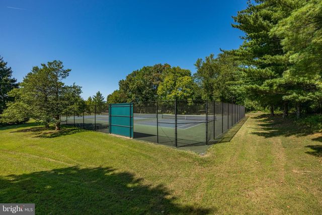 9646 EAGLE RIDGE DR, Bethesda, MD 20817