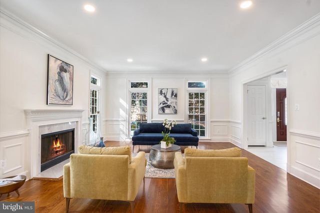 9646 EAGLE RIDGE DR, Bethesda, MD 20817