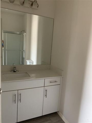 420 Teague Avenue 4, Edinburg, TX 78539