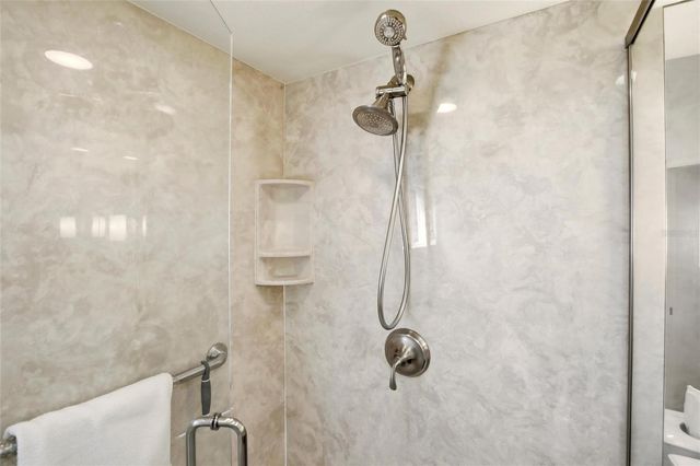 2619 W DORIS STREET, Kissimmee, FL 34741