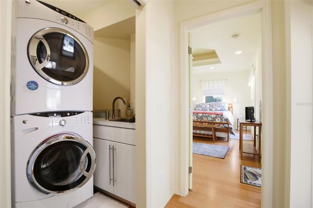 2619 W DORIS STREET, Kissimmee, FL 34741