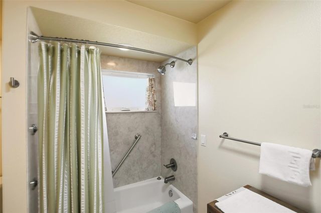 2619 W DORIS STREET, Kissimmee, FL 34741