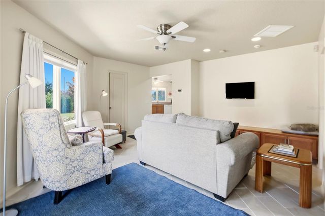 2619 W DORIS STREET, Kissimmee, FL 34741