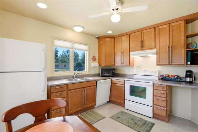 2619 W DORIS STREET, Kissimmee, FL 34741