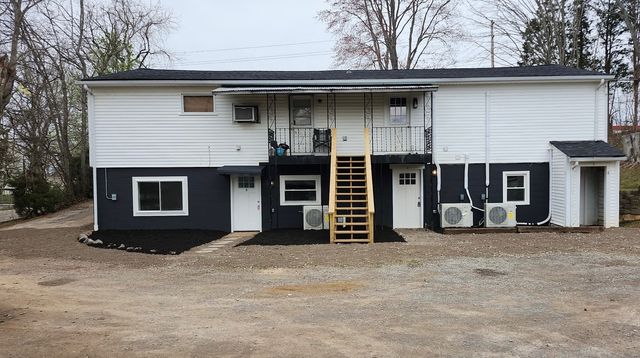 606 Dover Rd Apt 3, Clarksville, TN 37042