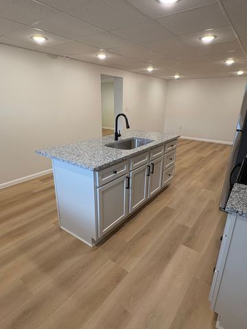 606 Dover Rd Apt 3, Clarksville, TN 37042