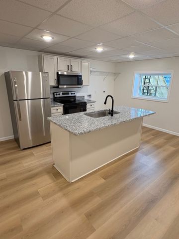 606 Dover Rd Apt 3, Clarksville, TN 37042