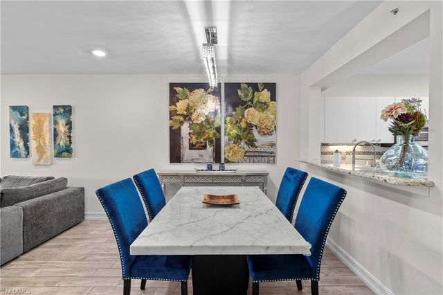 7812 Regal Heron CIR 103, Naples, FL 34104