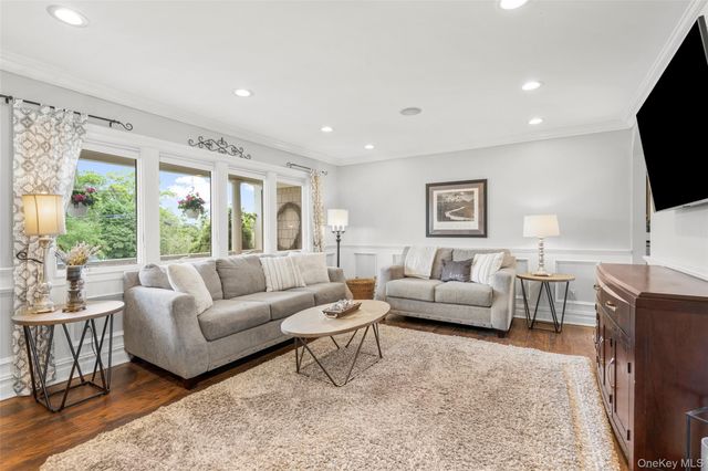 12 Birch Street, Fishkill, NY 12524