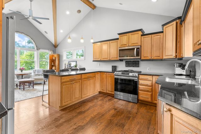 12 Birch Street, Fishkill, NY 12524