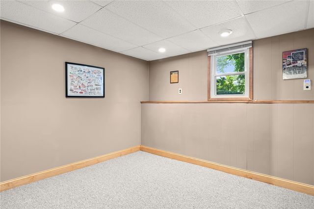 67 Winston Avenue, Warwick, RI 02886