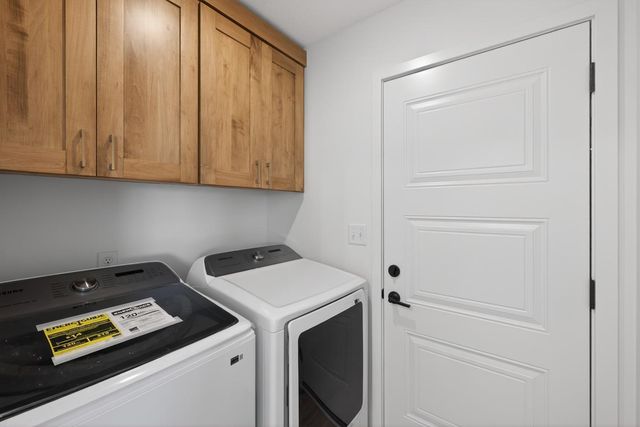 915 7th Avenue, Wanamingo, MN 55983