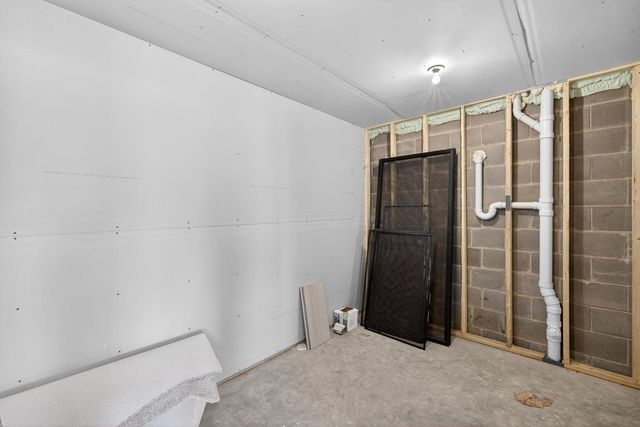 915 7th Avenue, Wanamingo, MN 55983