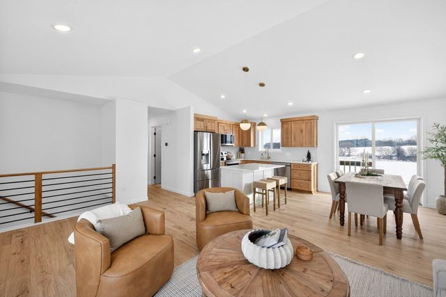 915 7th Avenue, Wanamingo, MN 55983