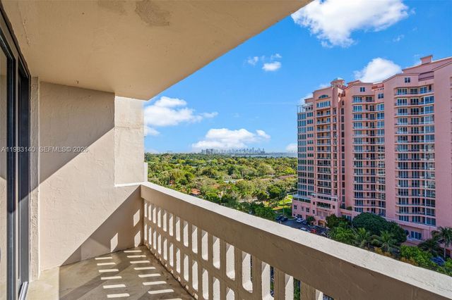 90 Edgewater Dr 1216, Coral Gables, FL 33133