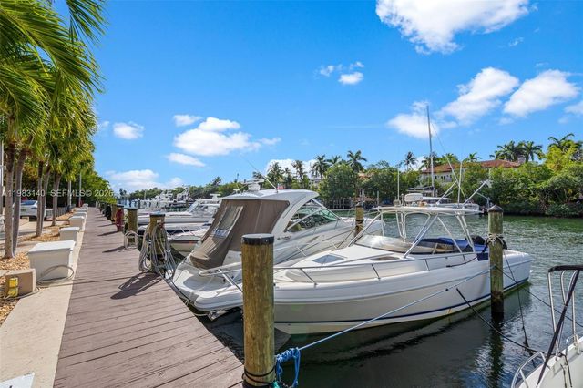 90 Edgewater Dr 1216, Coral Gables, FL 33133