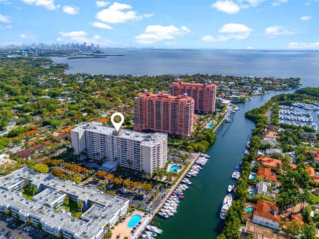 90 Edgewater Dr 1216, Coral Gables, FL 33133