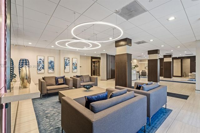 90 Edgewater Dr 1216, Coral Gables, FL 33133