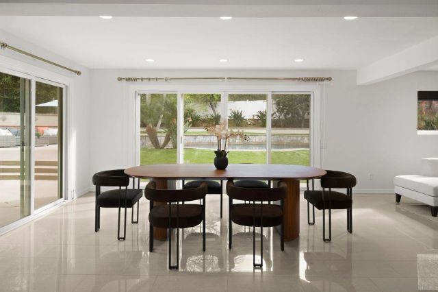 2505 Hidden Valley Pl, La Jolla, CA 92037