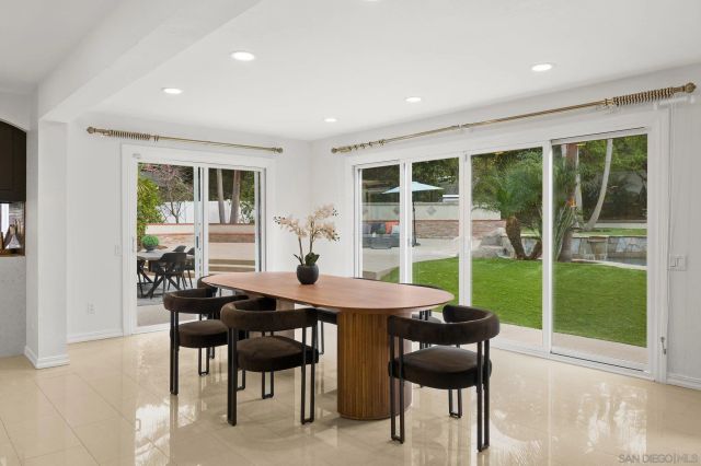 2505 Hidden Valley Pl, La Jolla, CA 92037