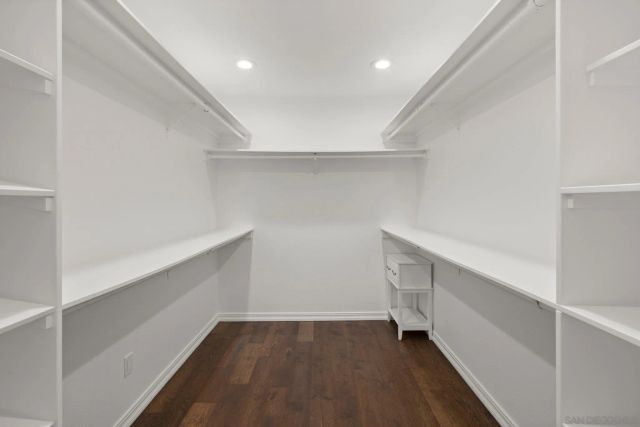 2505 Hidden Valley Pl, La Jolla, CA 92037