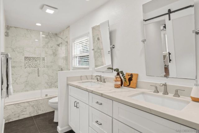 2505 Hidden Valley Pl, La Jolla, CA 92037