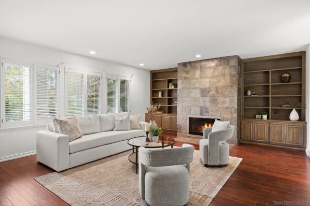 2505 Hidden Valley Pl, La Jolla, CA 92037