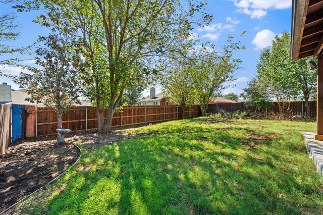 5104 Postwood Drive, Fort Worth, TX 76244