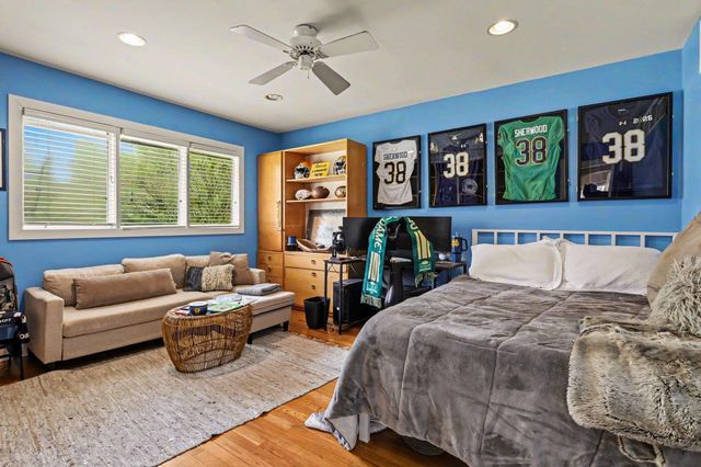 1627 E Washington Street, South Bend, IN 46617