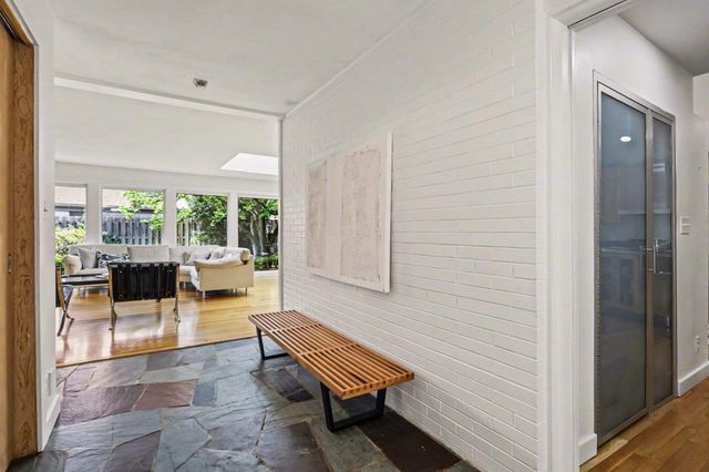 1627 E Washington Street, South Bend, IN 46617